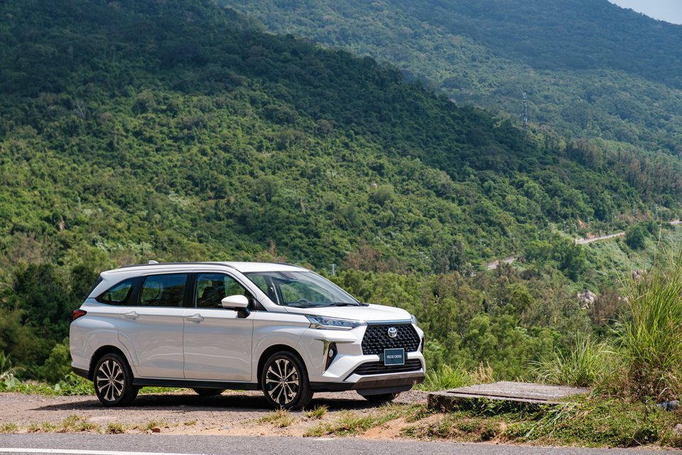 Toyota Veloz Cross 16 Toyota Veloz Cross toyota veloz 13 Toyota Veloz Cross