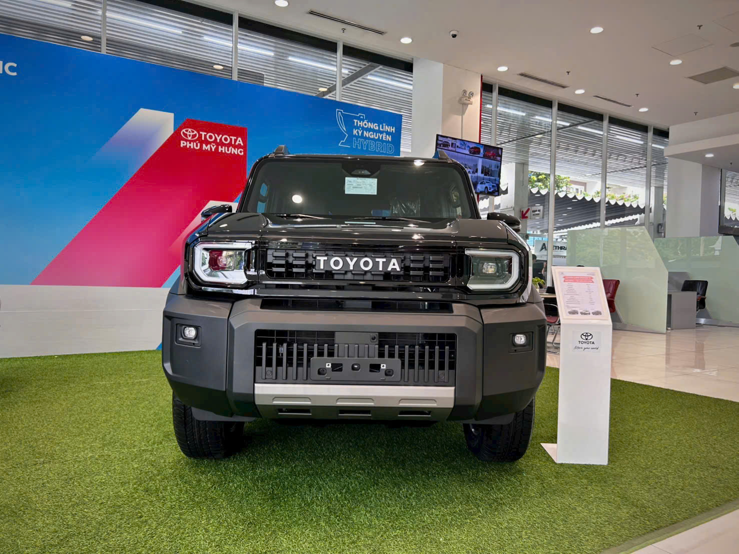 toyota landcruiser fj dau Toyota Land Cruiser FJ 2026 chính thức ra mắt